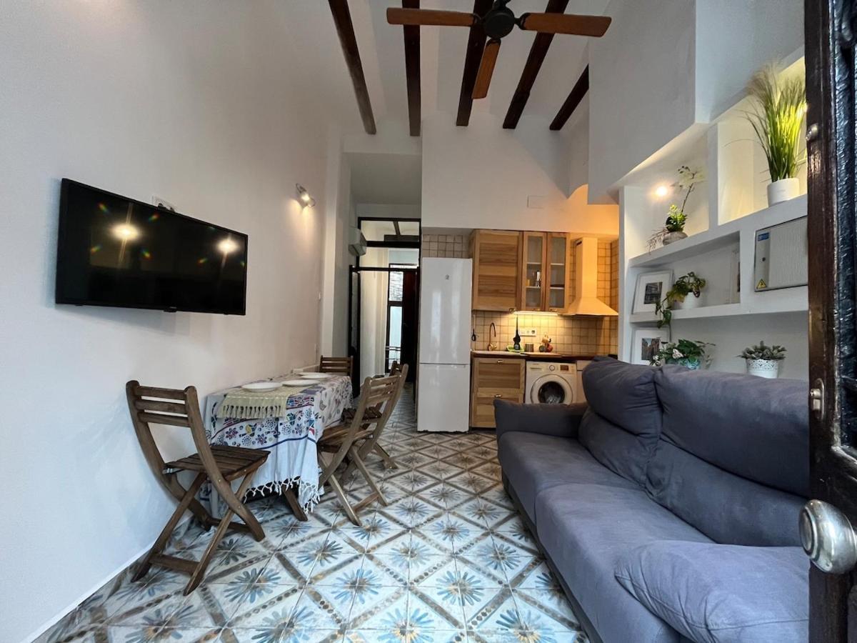 A Seafaring Refuge In The Heart Of Cabanyal Apartamento Valencia